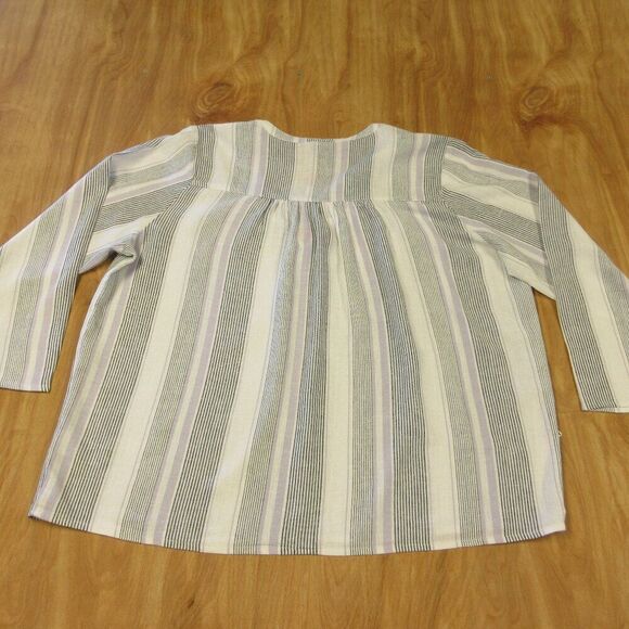 SPLENDID Linen Blend V-Neck Blouse Size M Grey Purple White Strip Top Shirt NWT - Picture 14 of 16